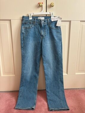 Brand new with tags Abercrombie straight leg jeans